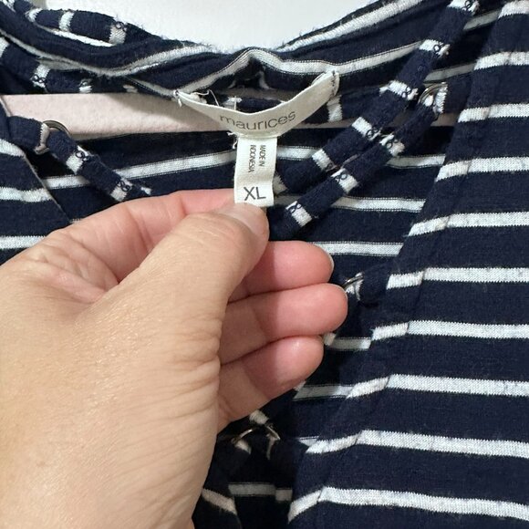 Maurices Knot Front Tunic Navy Blue Striped Size XL - Picture 4 of 5